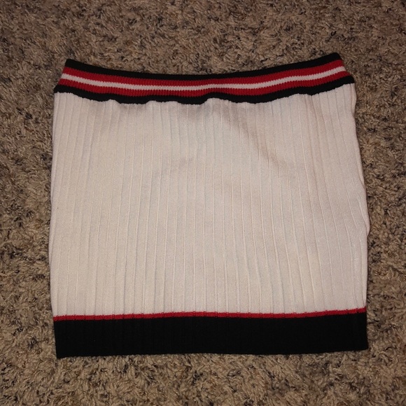 red white and black tube top - Picture 1 of 1